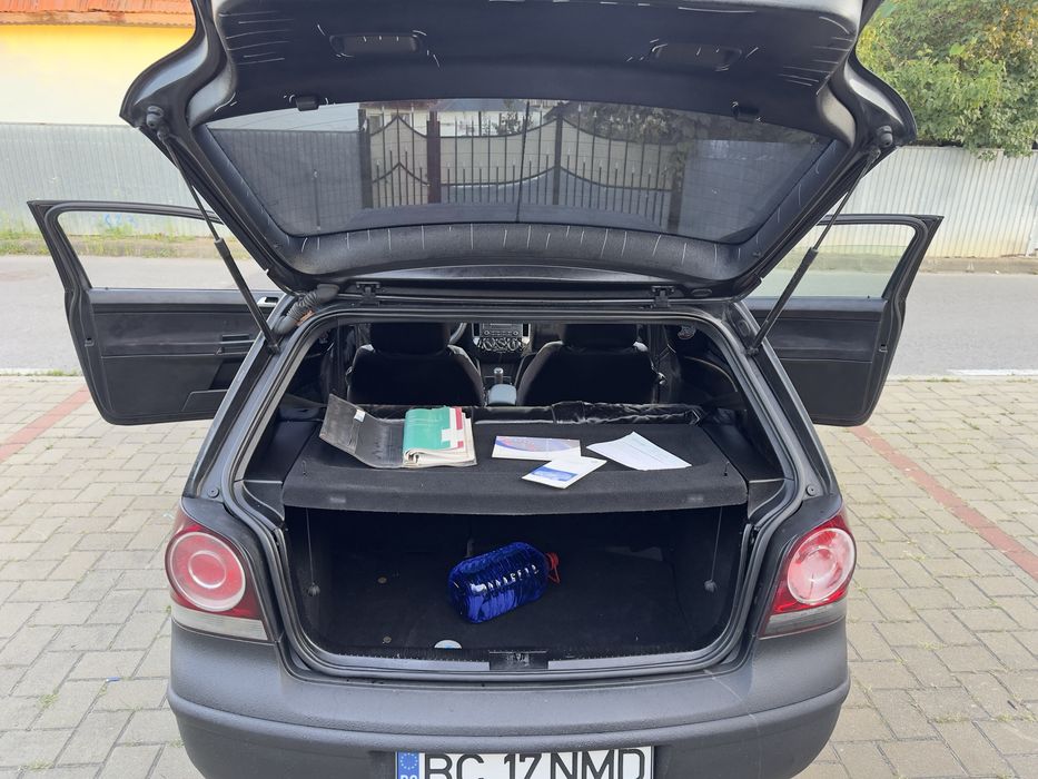 Vand/schimb vw polo 1.2 benzina