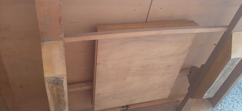 90 годишна масивна Баварска маса