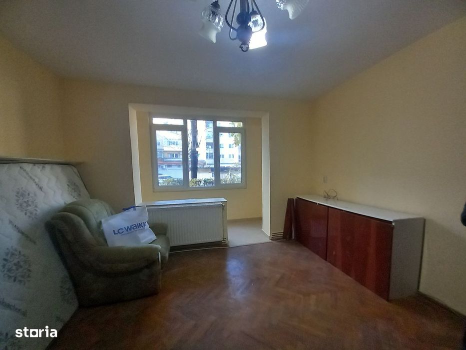 G. Cosbuc - zona Scolii N. Iorga, apartament 2 camere!!
