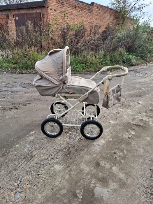 Продам детскую коляску