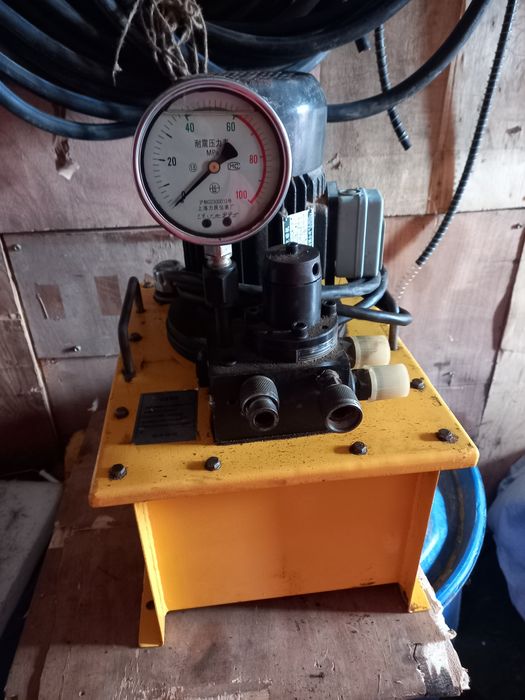 Продам электрогидравлический насос