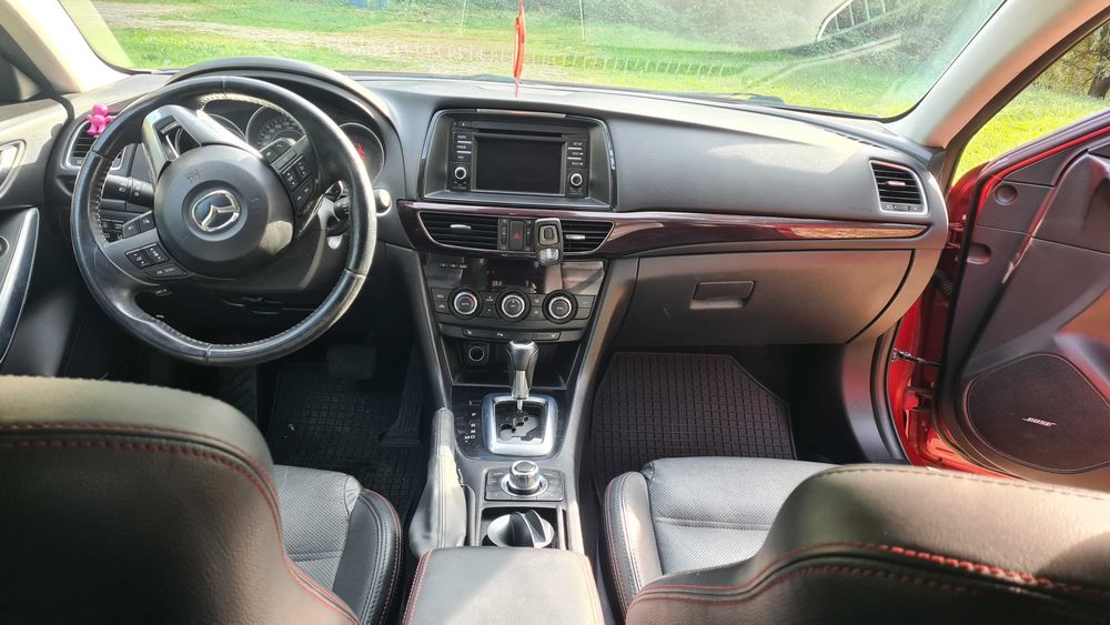 Vând MAZDA 6  2.2D SkyActiv Exclusive Line BOSE XENON KEYLESS NAVI