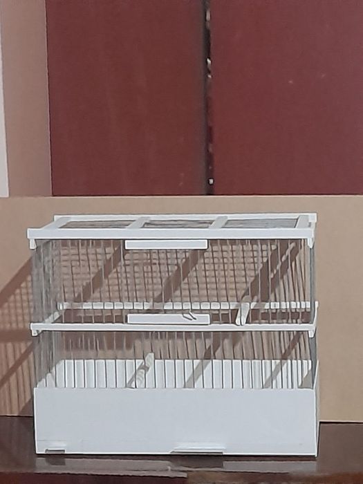 Qushlar uchun qafas Gnezdo Sadoklar