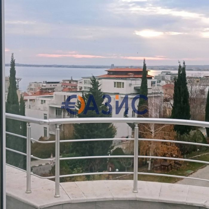 Продава се Двустаен апартамент в Свети Влас - 68 кв.м за 984 €/кв.м - Снимка #12