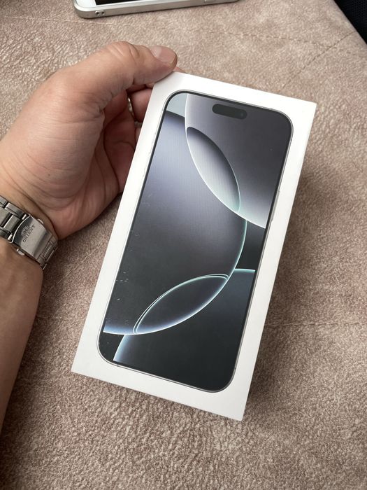 Iphone 16 pro max 256 gb white