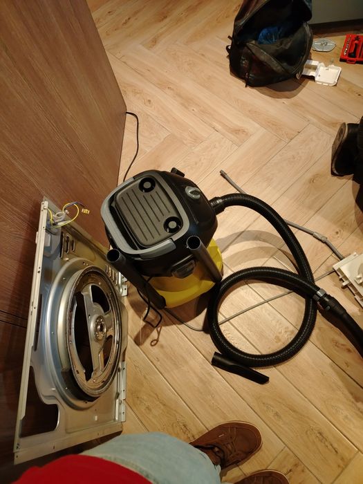 Reparăm mașini de spălat rufe/vase/uscătoare electrice