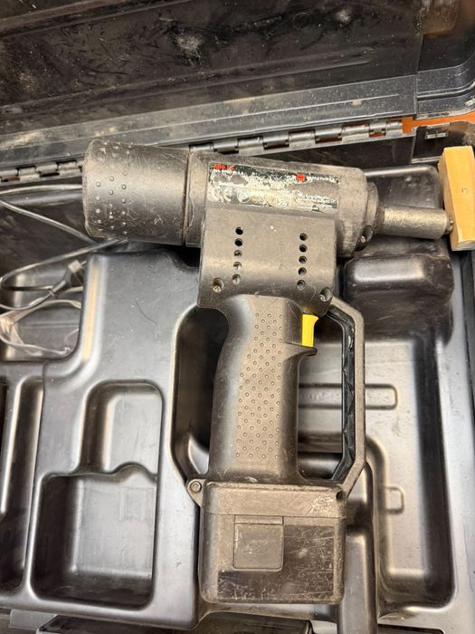 Pistol popnituri Wurth ANG14