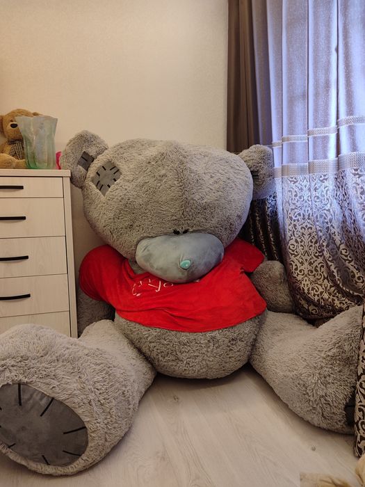 Продаётся плюшевый мишка