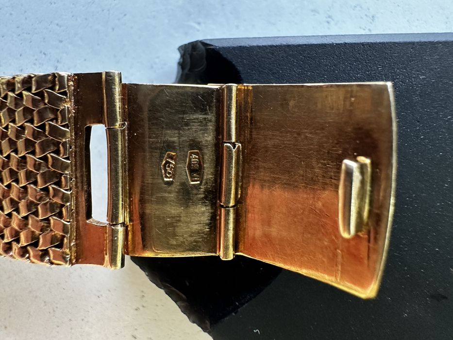 Златен часовник Junghans Hcronometer 14K. Gold