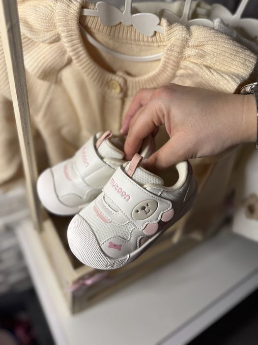 Бебешки обувки меки и удобни