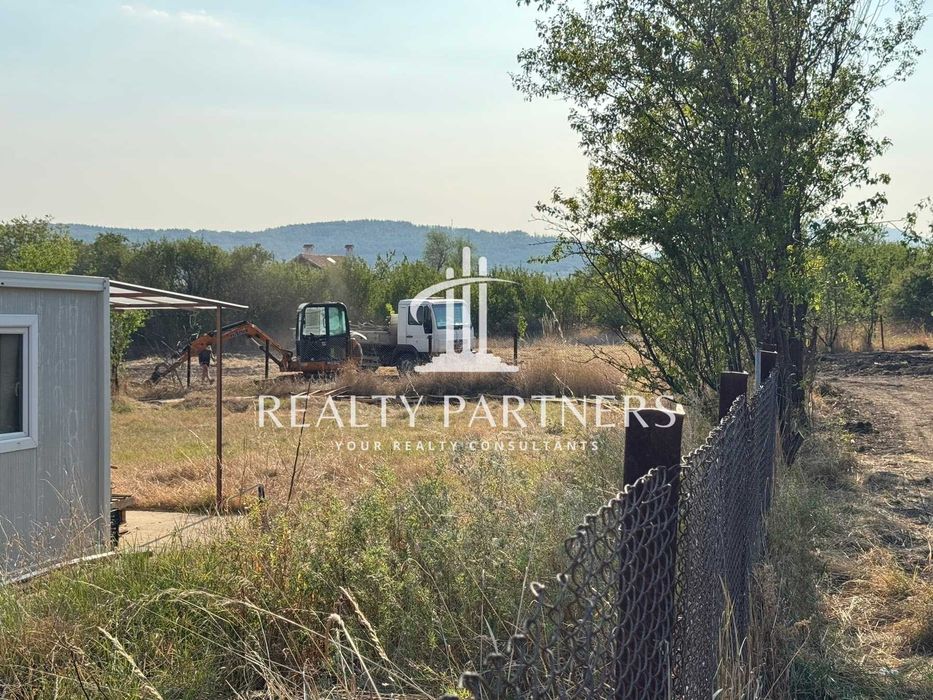 Продава се Парцел в с. Кошарево, Област Перник - 1384 кв.м за 22 €/кв.м - Снимка #3