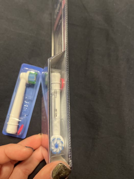 Capete Oral B pentru periuta electrica