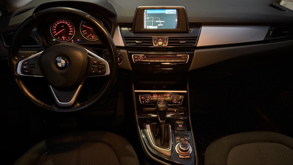 BMW Seria 2 216 D - Active Tourer - Automat