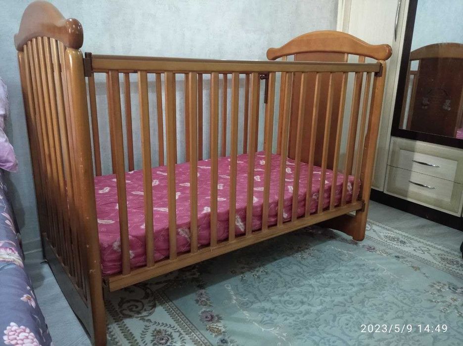 Кроватка детская