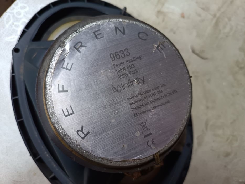 Колонки Infiniti оригинал.