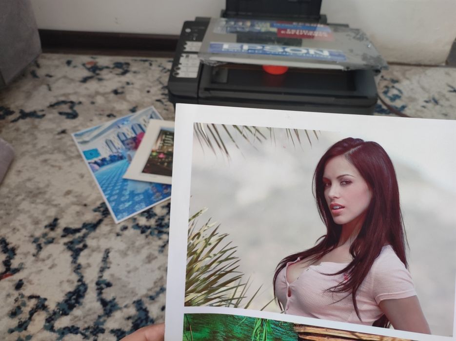 Epson L 7300 FuL HD rangli tezkor 3 tasi birda Kopiya.Skaner.Printerli