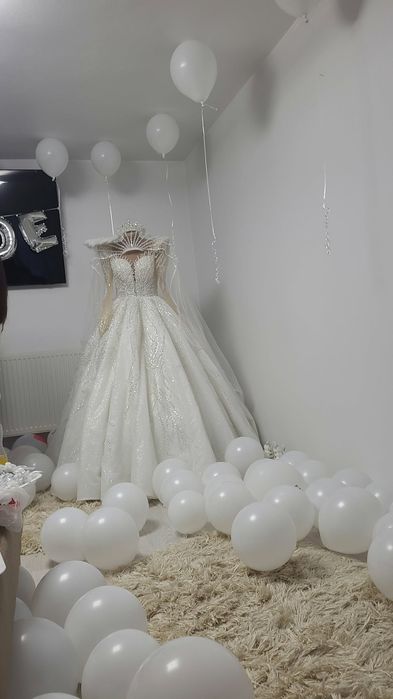 Vind rochie de mireasa