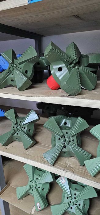 Prajini de foraj, sape de foraj, reductii