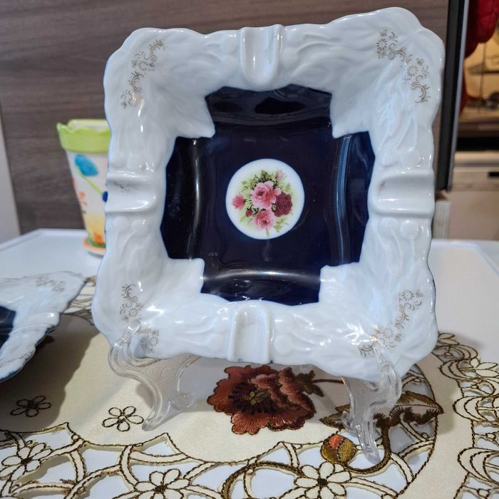 Различни модели пепелници