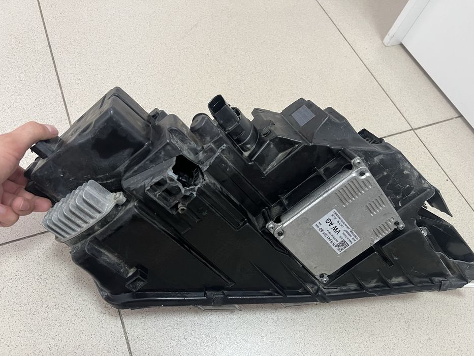 Фара левая Шкода Octavia A7