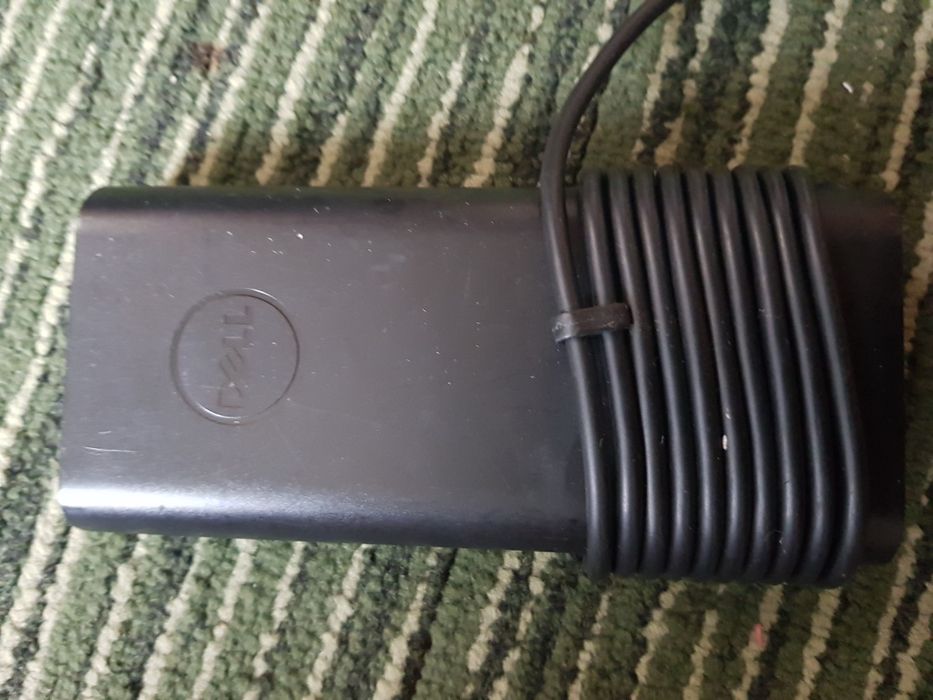 Incarcatoare, alimentatoare laptop dell