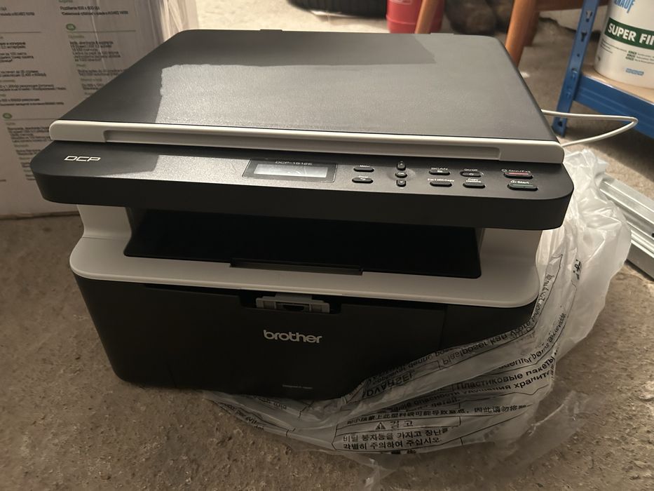 Принтер Brother DCP-1512E