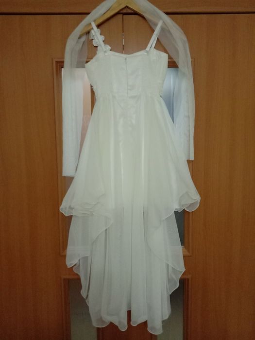 Продам нарядное платье