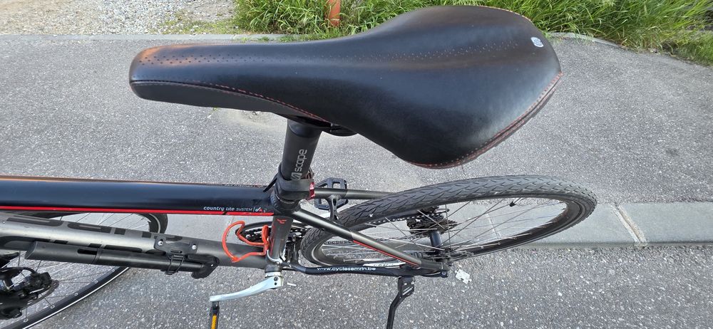 Bicicleta de trekking Cube CLS country lite system
Bicicleta de trekking