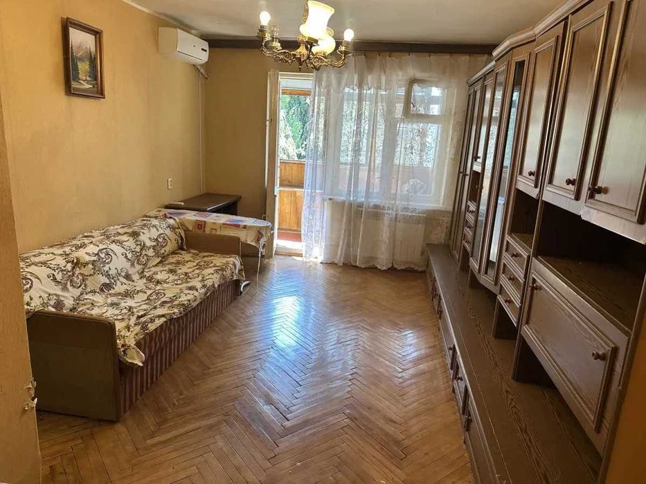 Дава се под наем Двустаен апартамент в София, Зона Б-18 - 67 кв.м за 407.49 € - Снимка #2