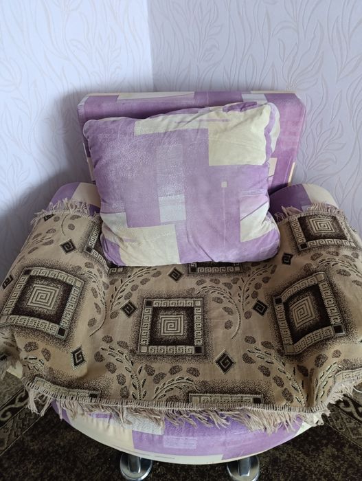 Продам мягкий уголок