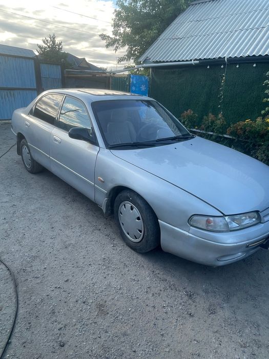 Продам автомобиль Мазда 626