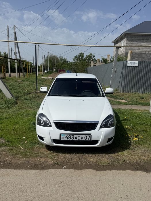 Продам приору 2013 года