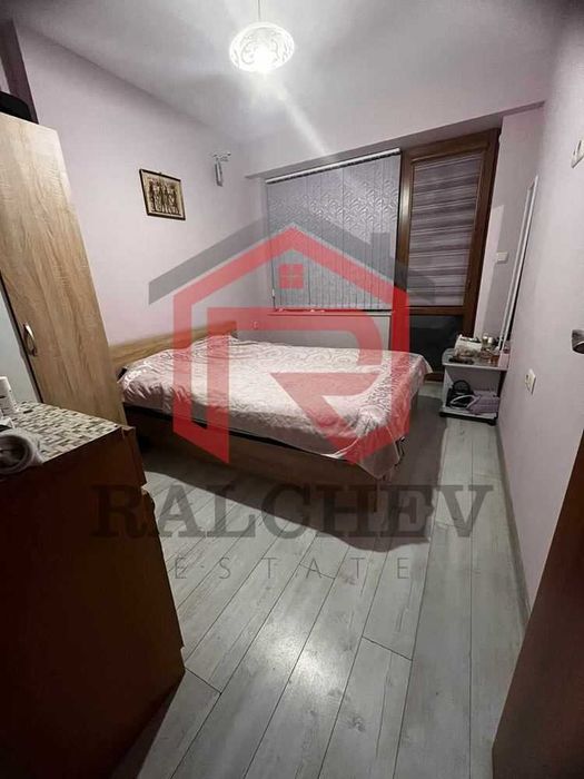 Дава се под наем Двустаен апартамент в Варна, Победа - 55 кв.м за 382.5 € - Снимка #1