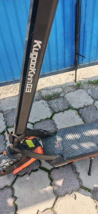 Электросамокат Kugo G 3