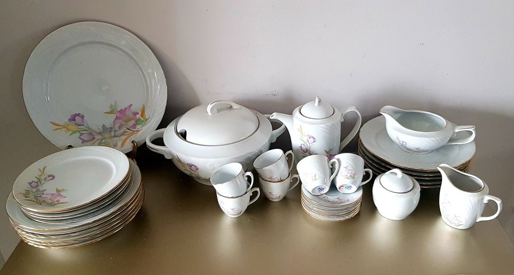Set de masă 6 persoane din porțelan Iris Cluj