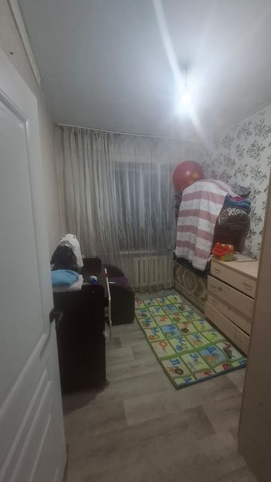 Продам квартиру 4 -х комнатную