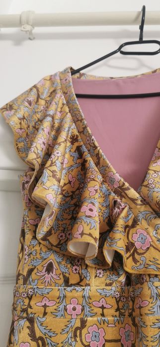 Rochie lunga cu volanase