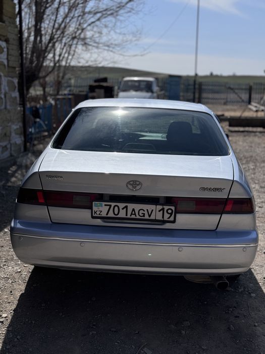 Тайота камри 20”