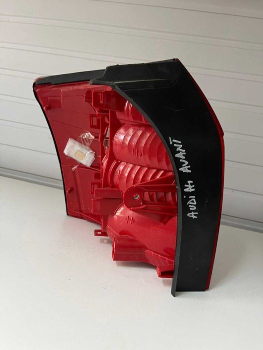 Stop spate dreapta Audi A4 Avant 2001 2004