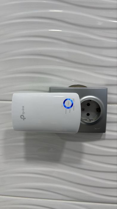 Роутер tp link через розетку