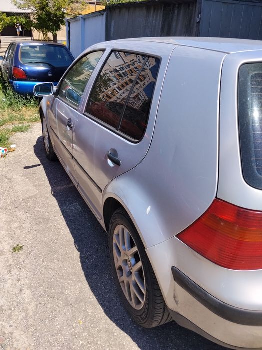 VW golf 4 (1999)-1.9 TDI "110"к.с