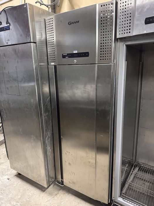 Професионален  хладилник