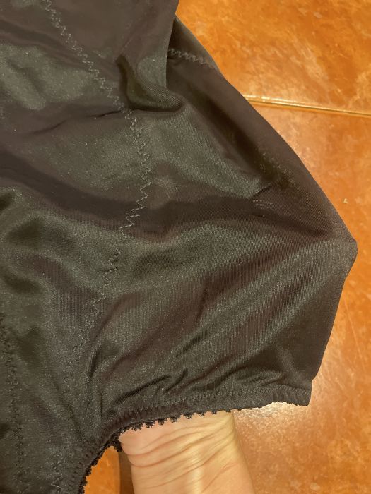 Нижнее белье новое . Утягивающее . 95-в