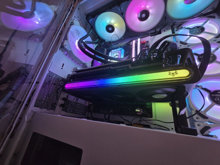 In GARANTIE Placa video amd 7900 xtx vapor 24 bg  saphire nitro