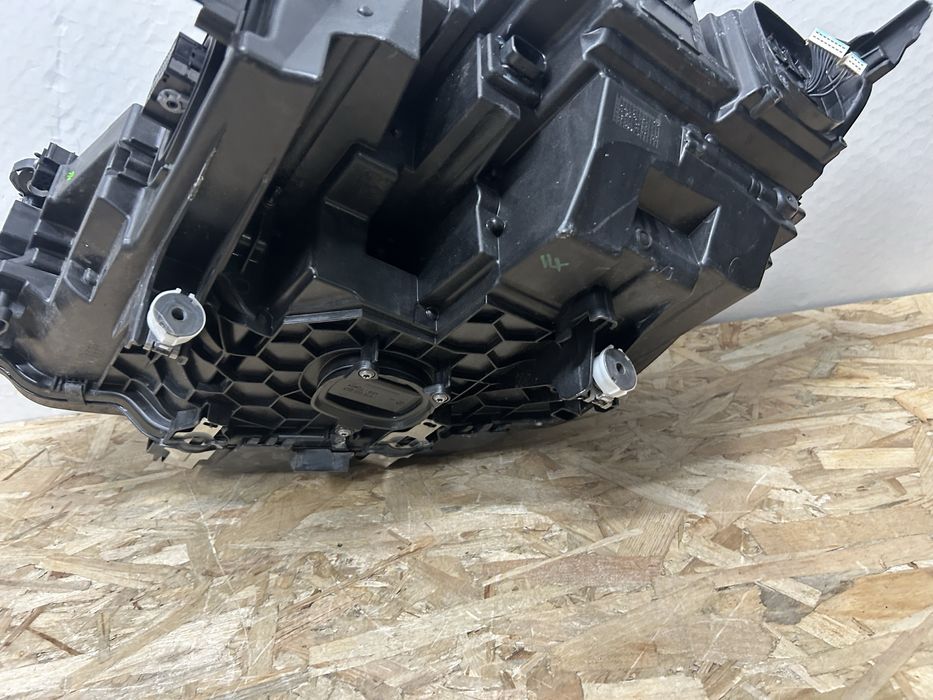 Far faruri bmw G14 G15 G16 seria 8 Laser Shadow line dreapta