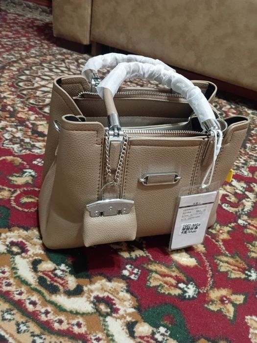 Новая брендовая сумка