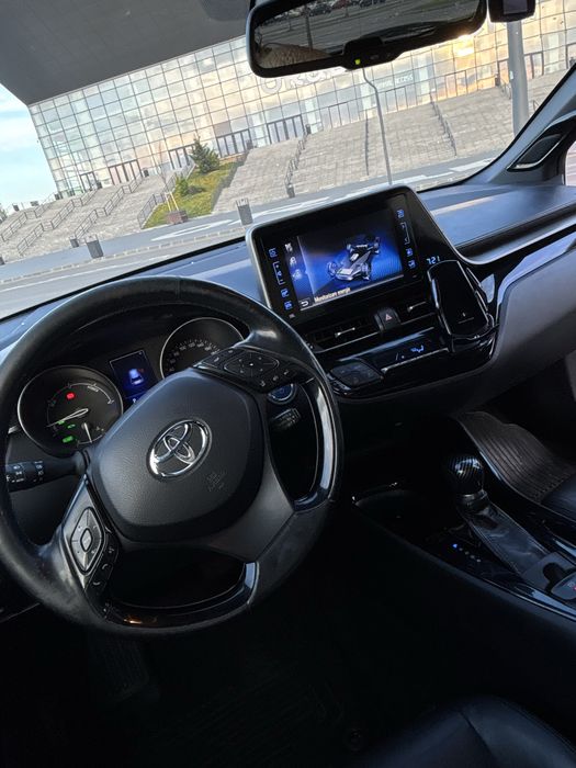 TOYOTA C-HR 2018 — imagine 17
