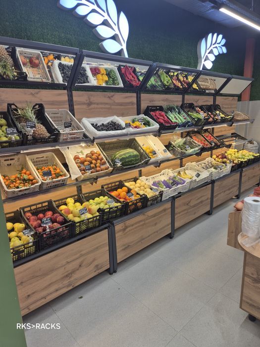 Стеллаж полка торговое оборудование магазина витрина витринный