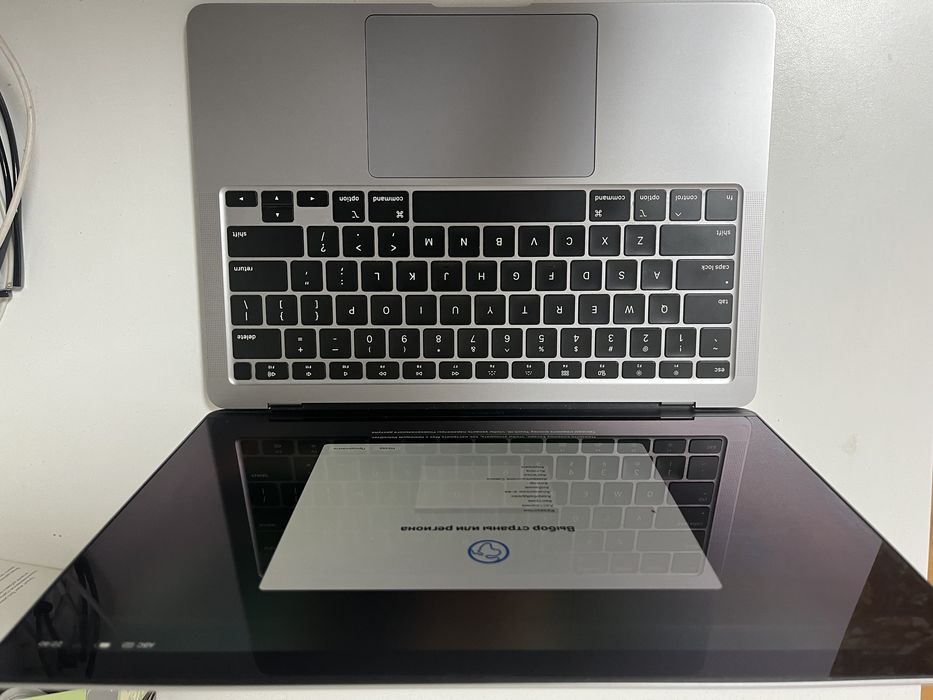 Продам MacBook Air