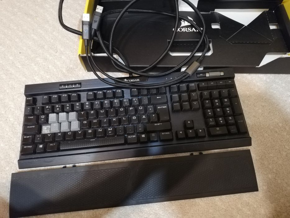 Tastatura mecanica Corsair K70 RGB MK2 LP